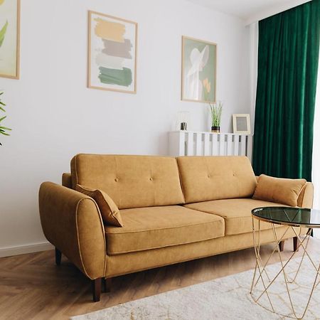 Tulip Apartment Oradea Luaran gambar
