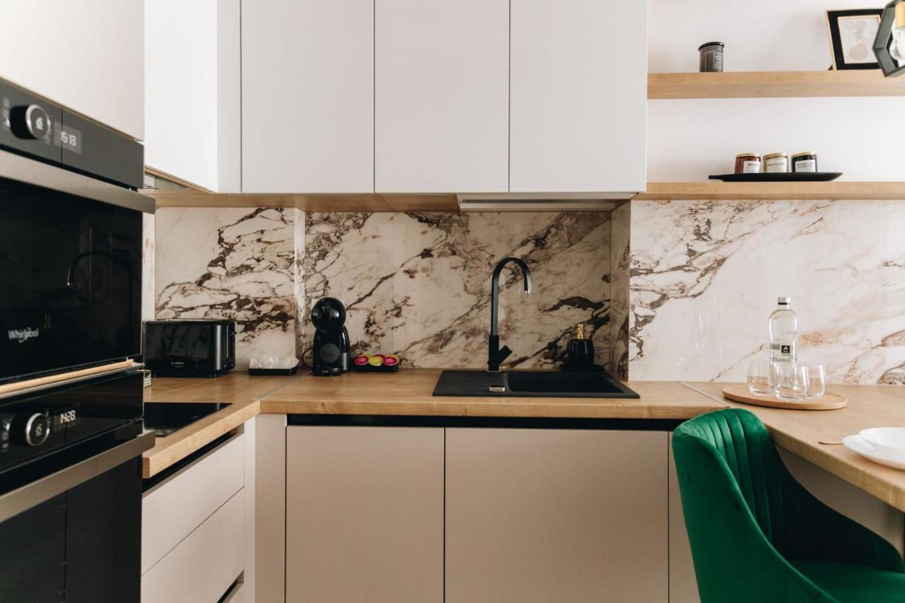 Tulip Apartment Oradea Luaran gambar