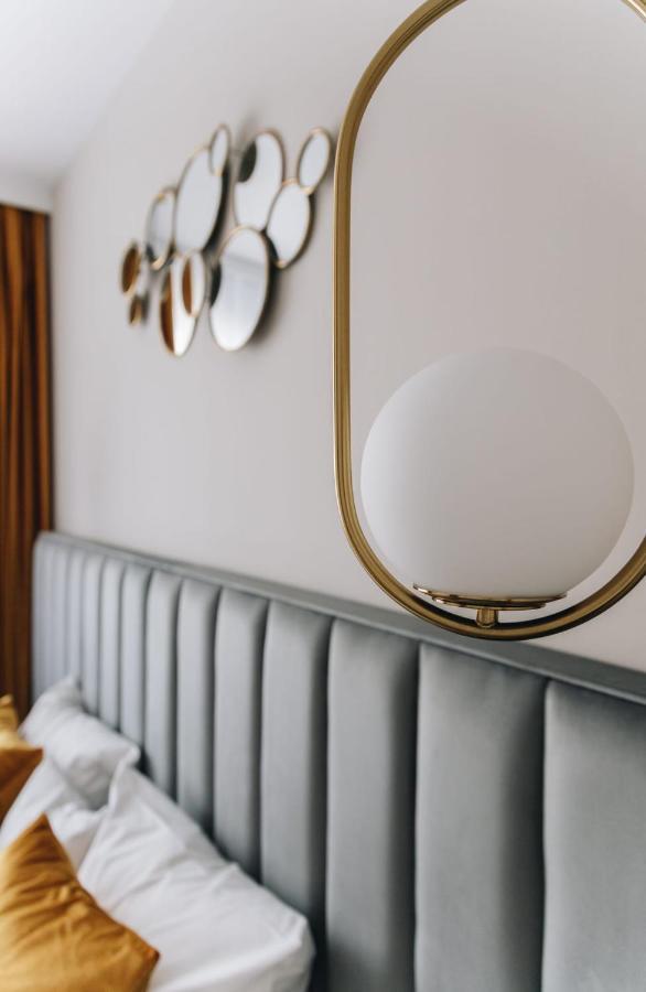 Tulip Apartment Oradea Luaran gambar