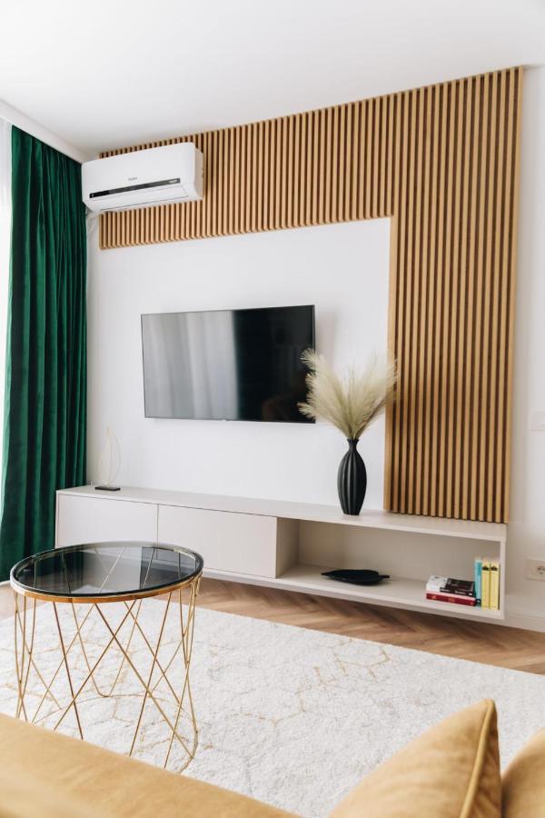 Tulip Apartment Oradea Luaran gambar